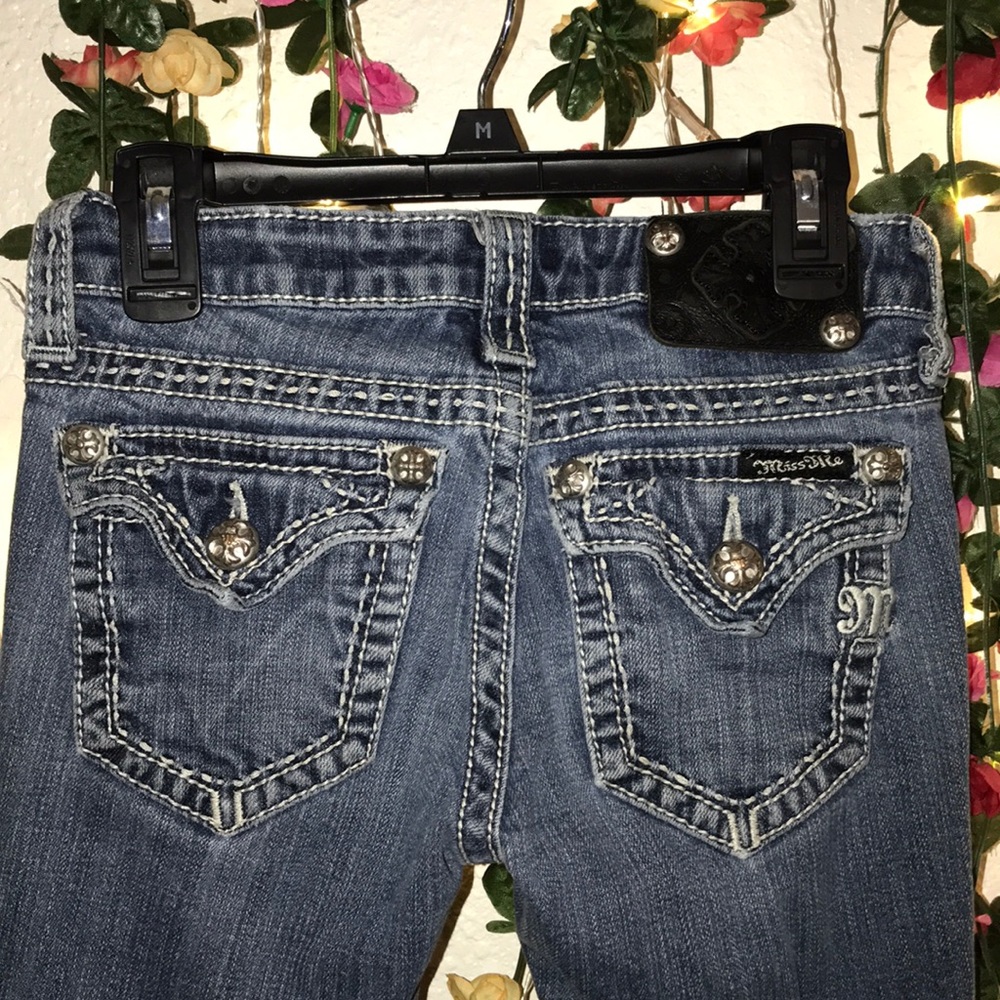 Size 25, Miss Me Jeans